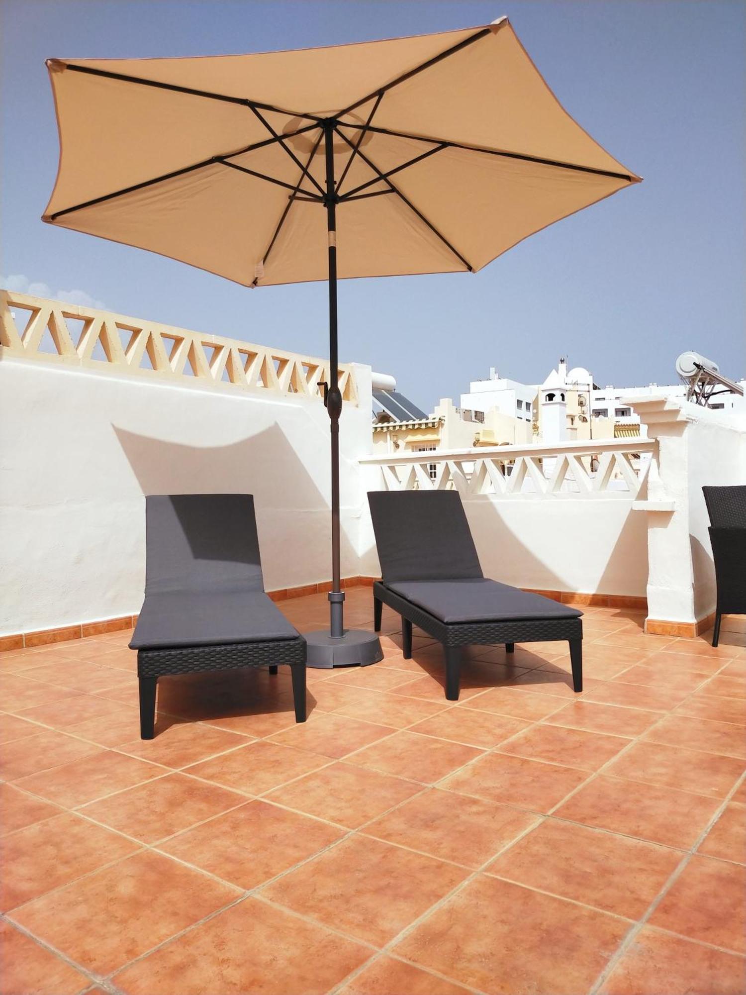 Casa Playa, Terraza Y Garaje Apartament Nerja